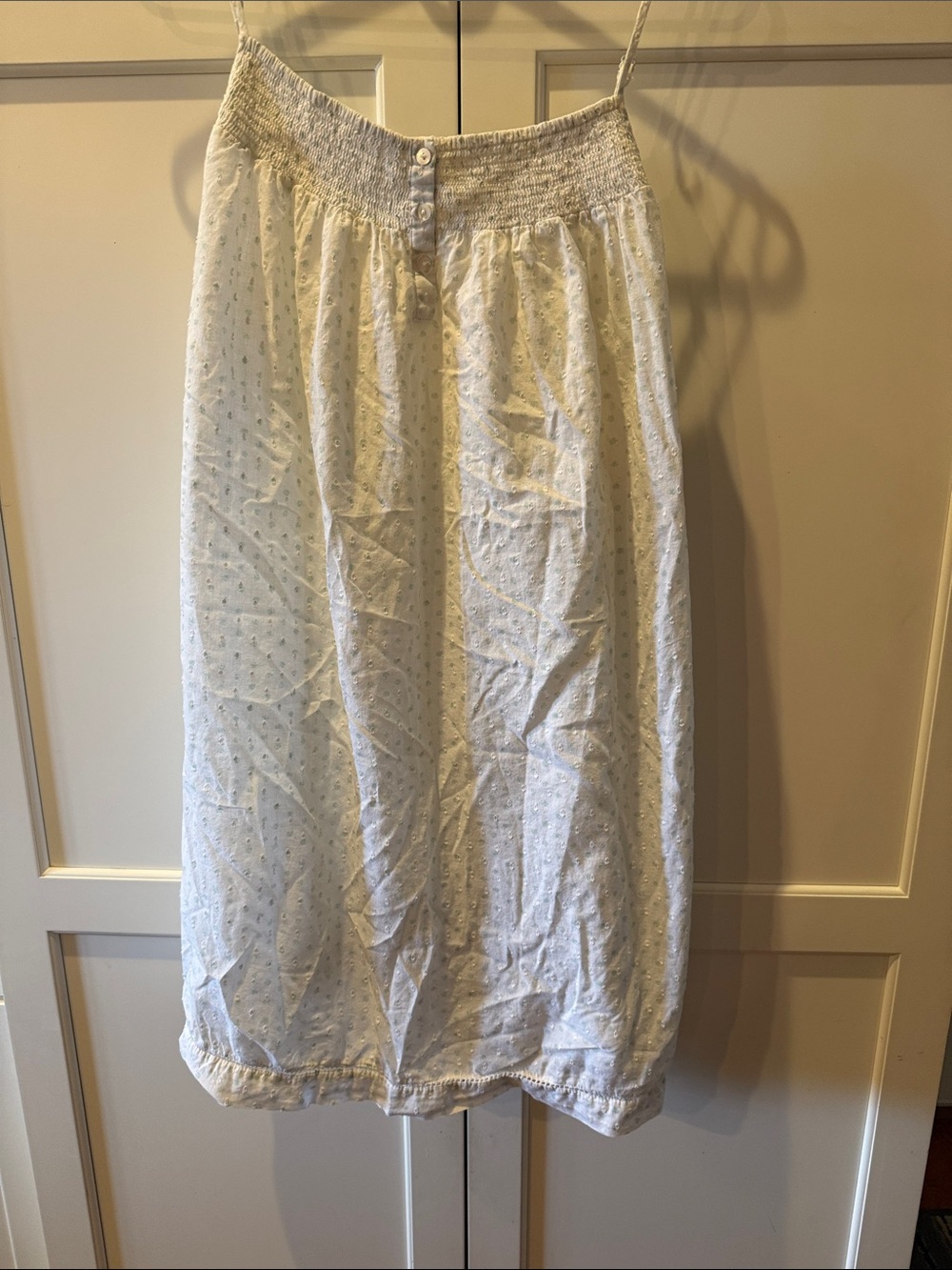 Antibes Blanc White Eyelet Chemise 💯 cotton